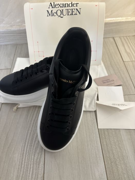 Adidasi Alexander McQueen