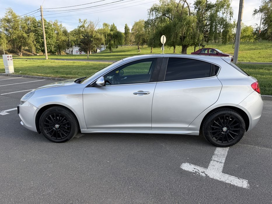 Alfa Romeo Giuletta 1.4 benzina 2011
