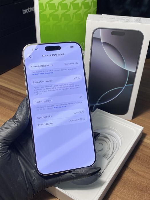 Phone 16 Pro Max • 256 GB • White Titanium