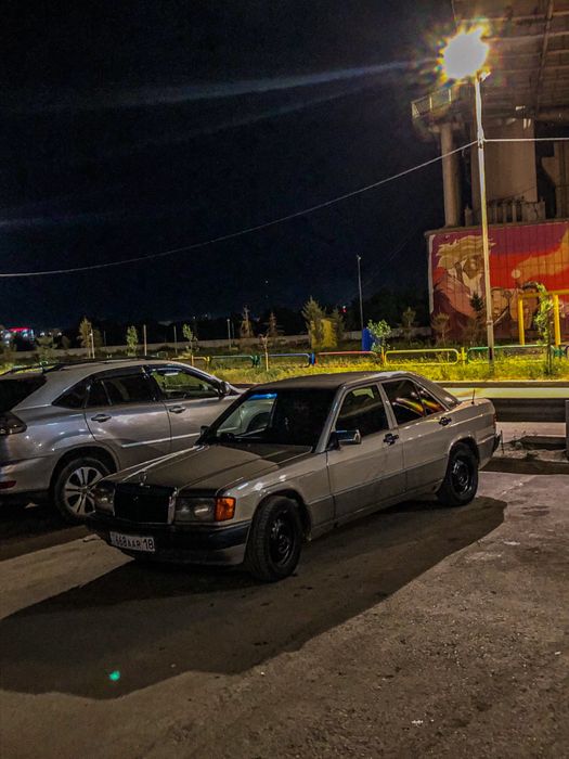 Продам обмен мерс 190