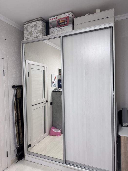 Продам шкаф-купе.