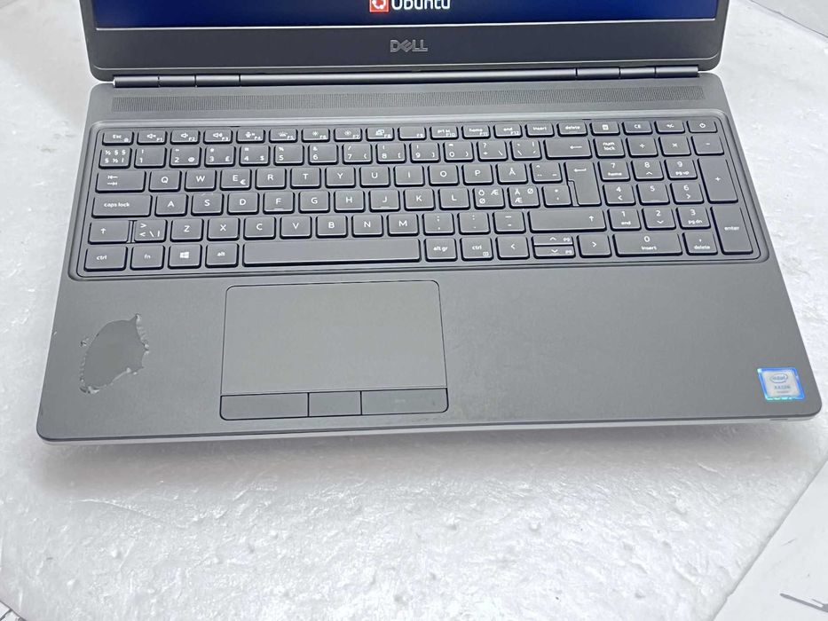 Dell Precision 7550 Mobile Workstation i7-10850H 32GB T2000 4GB 1TB