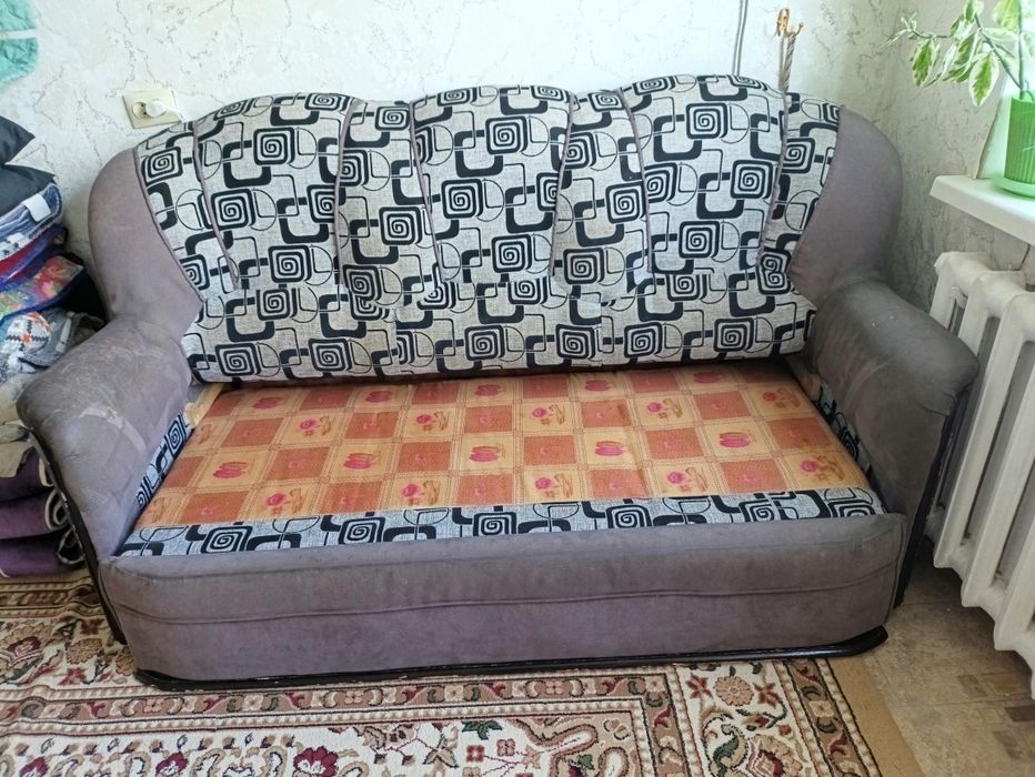 Отдам в дар диван