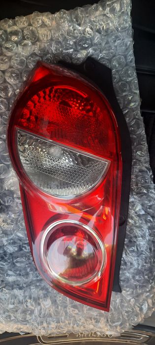 Продам задную фару от спарка левая сторона водителая.чап тараф шафёр