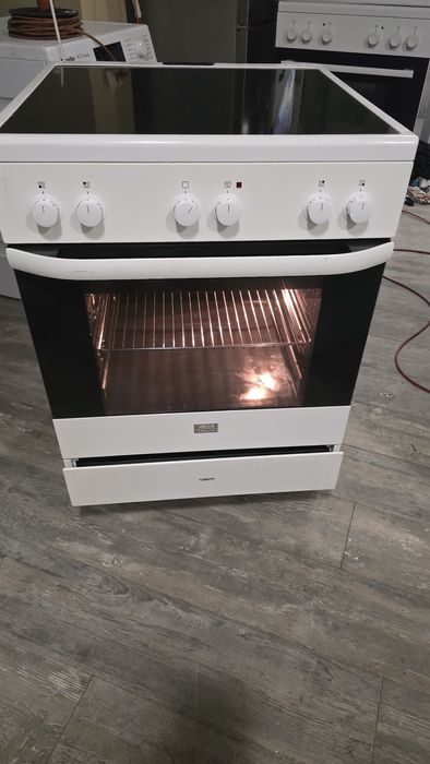 Печка Voss Electrolux