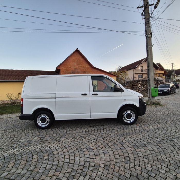 Vw Transporter T5 , diesel ,140 CP ,euro 5 ,clima ,Germania, pret FIX ...