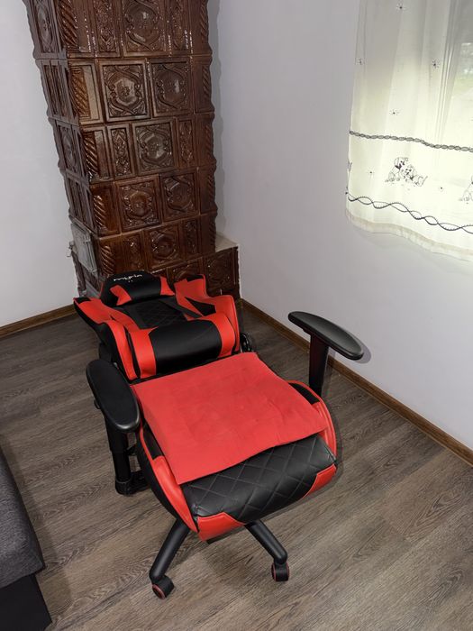 Scaun gaming MYRIA MG7405RD, negru-rosu