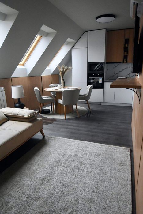 Дава се под наем Двустаен апартамент в София, Зона Б-19 - 70 кв.м за 846.6 € - Снимка #2