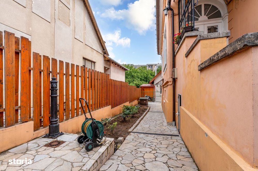 Casa interbelica in Andrei Muresanu!