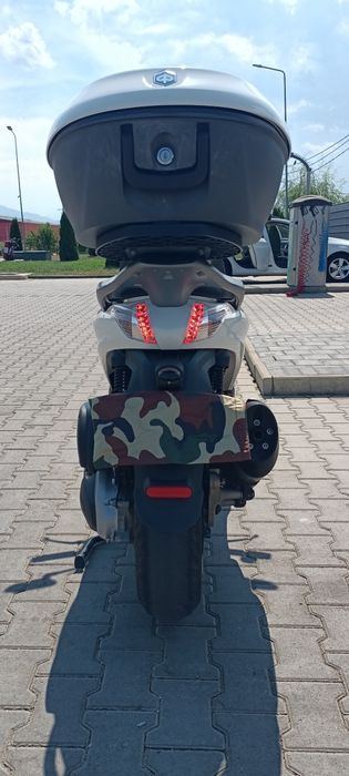 Scuter Piaggio Beverly 350 ST  ABS-ASR