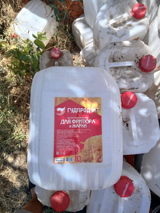 Пластиковые канистры