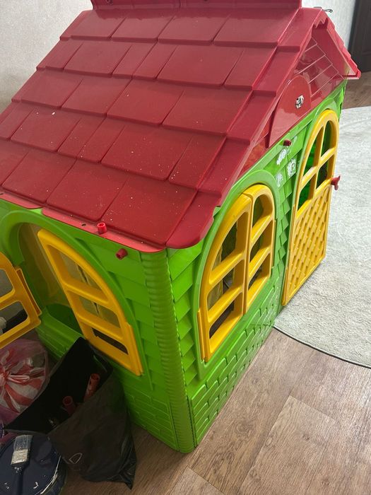 Продам домик детский