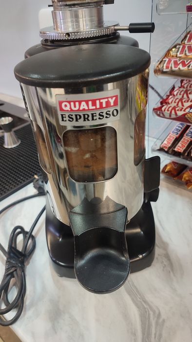 Продам кофемолку