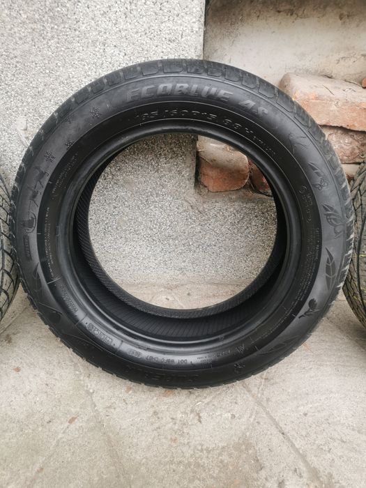 Гуми зимни 185 60 15
