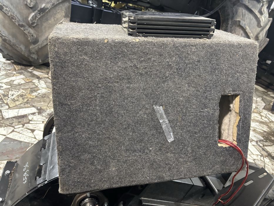 сабвуфер с усилителем