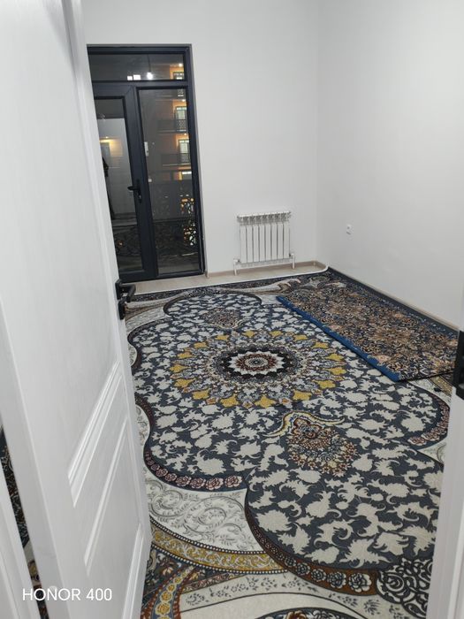 Qipchoq va Chinor metroga 5 daqiqalik ijara kvartira bor, yangi navast