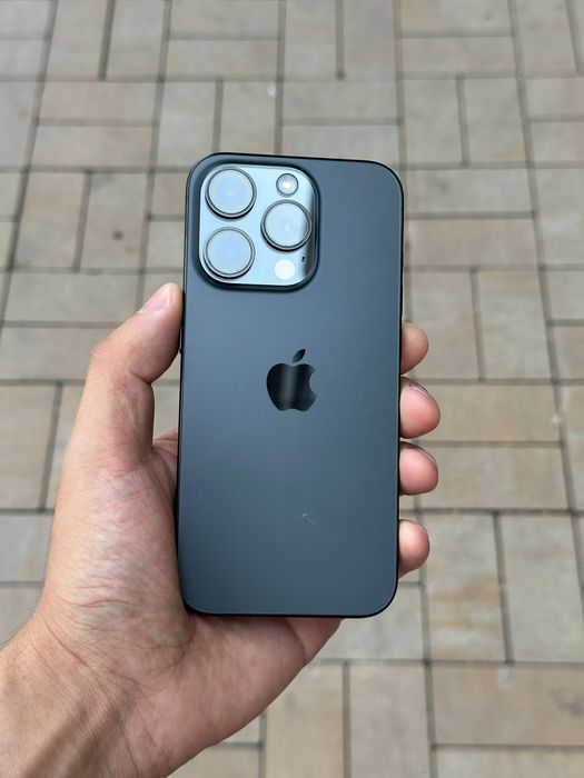 Срочно продам IPhone 15 Pro 128 Gb ,в идеале !