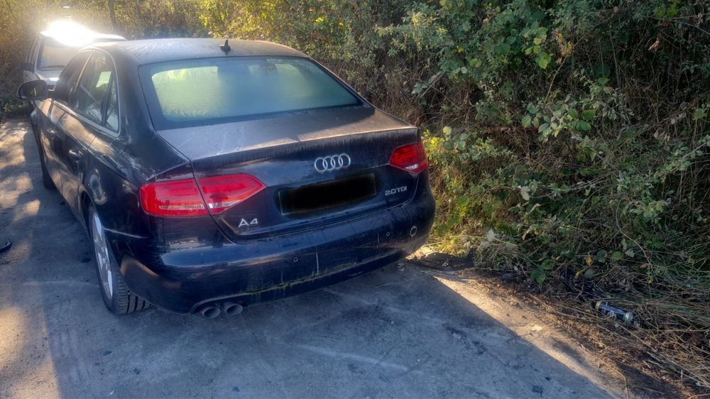 , Dezmembrez Piese audi a4 b8 2.0 tdi 143cp