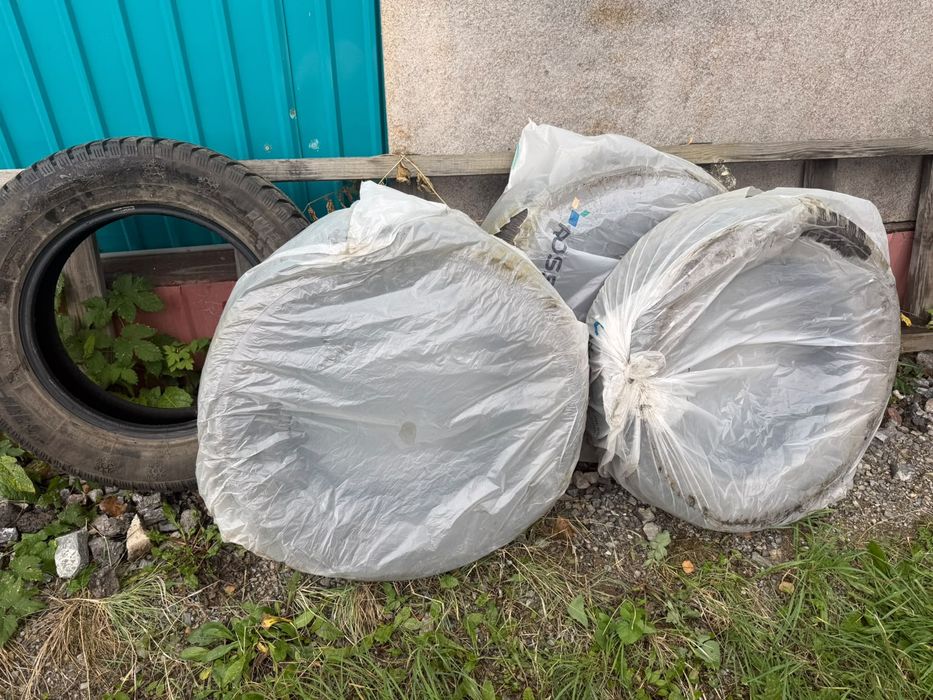 Продам зимние шины на 17