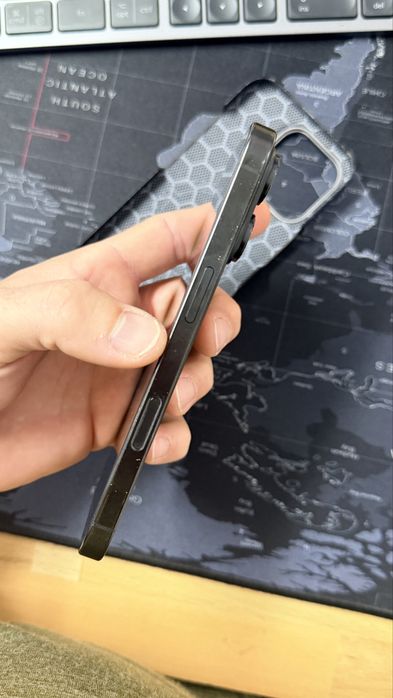 iPhone 16 PRO - husa aramida / kevlar inclusa.