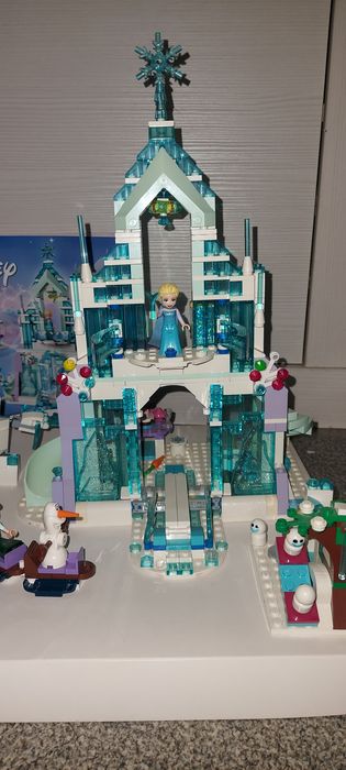 Ледяной замок эльзы Lego оригинал.