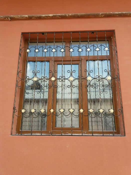 Изготовление металлических оконный решетка и перила