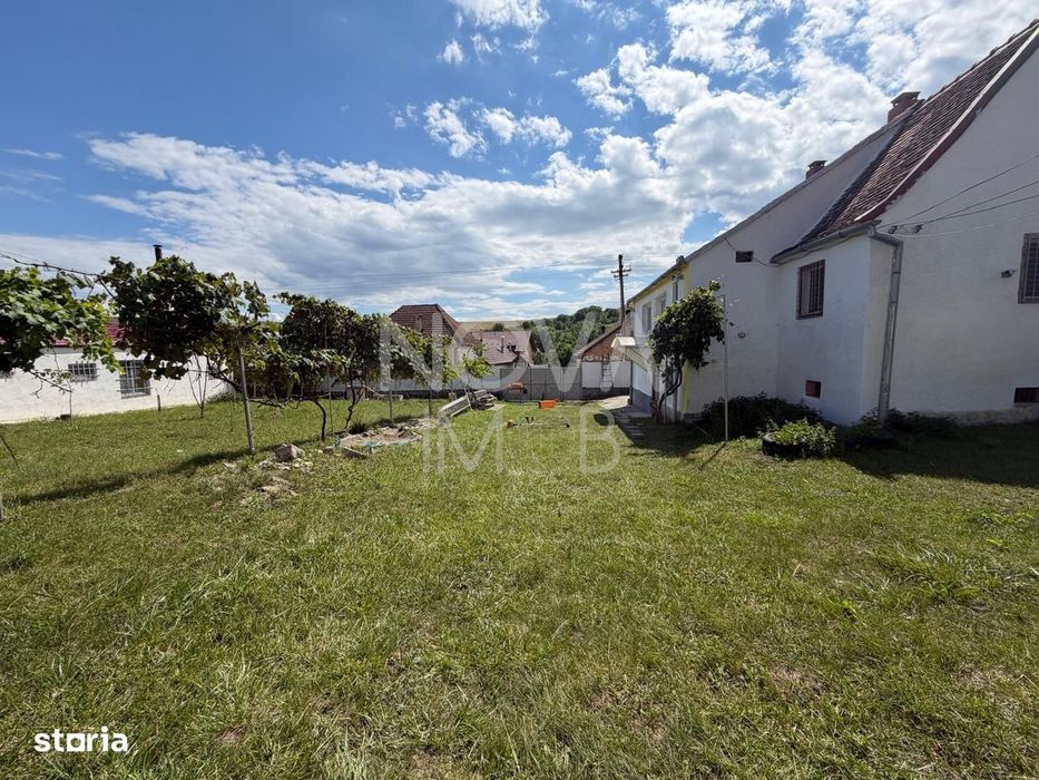 Casa individuala cu teren generos – 8.356 mp – Tichindeal, jud. Sibiu