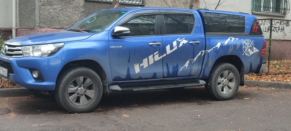 авто наклейки здесь