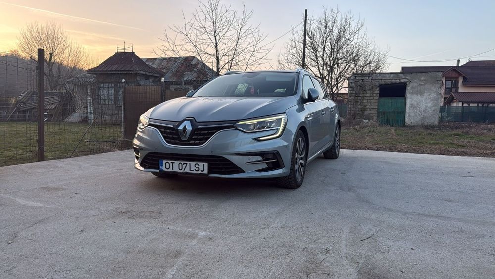 Renault Megane E-Tech Plug-in Hybrid, Automat, Intense