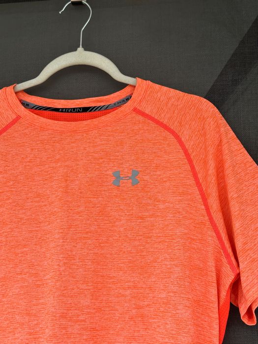 Мъжка тениска Under Armour (Run / heatgear) - размер L, Отлично състояние