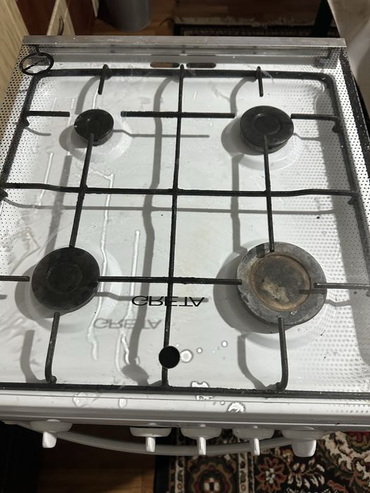 Продам газ плиту