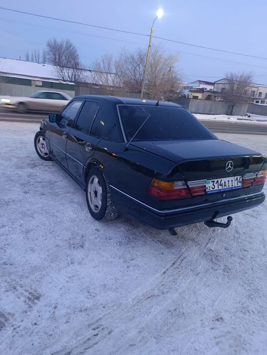 Мерседес w124         .