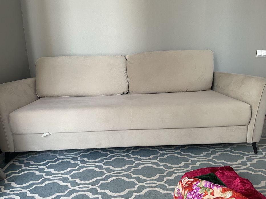 Продам диван Россия