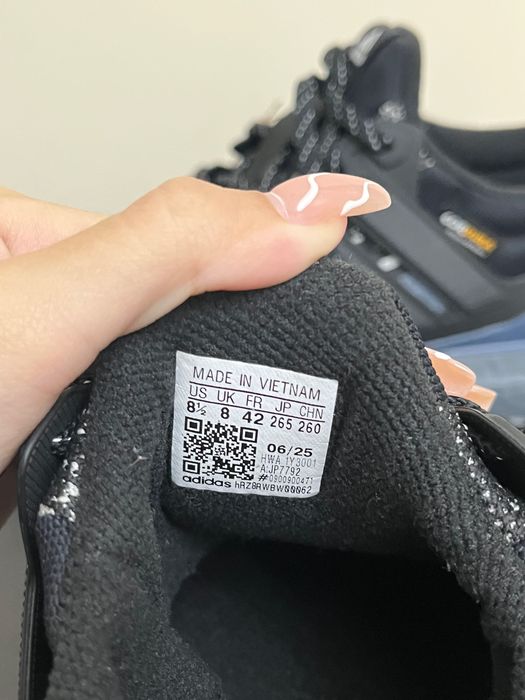 Кроссовки adidas оригинал новый
