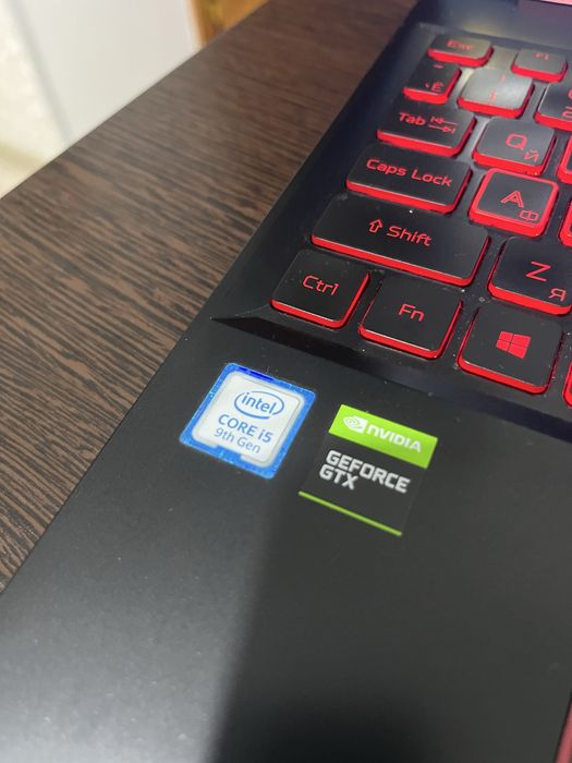 Aser nitro 5. Ноутбук