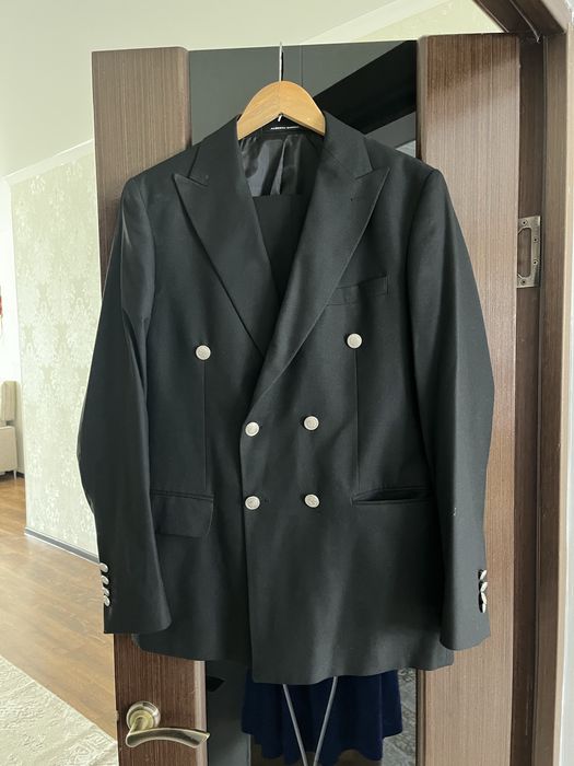 Костюмы на свадьбу