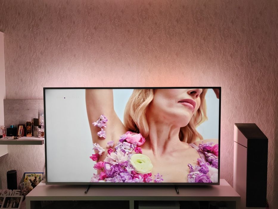 Televizor Philips Ambilight The One LED 70PUS8545, 176 cm, Smart Android, 4K