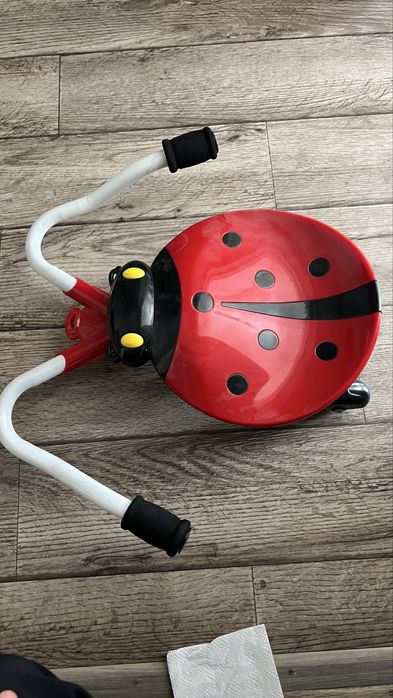 Каталка самокат божья коровка