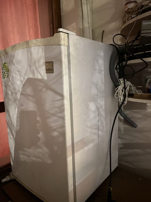 Холодильник daewoo