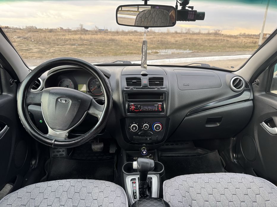 Автомобиль ВАЗ Kalina