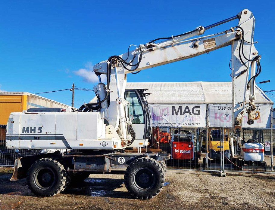 excavator pe roti O&K MH5
