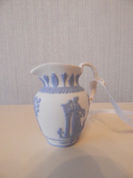 Ёлочная игрушка "Кувшин" Wedgwood