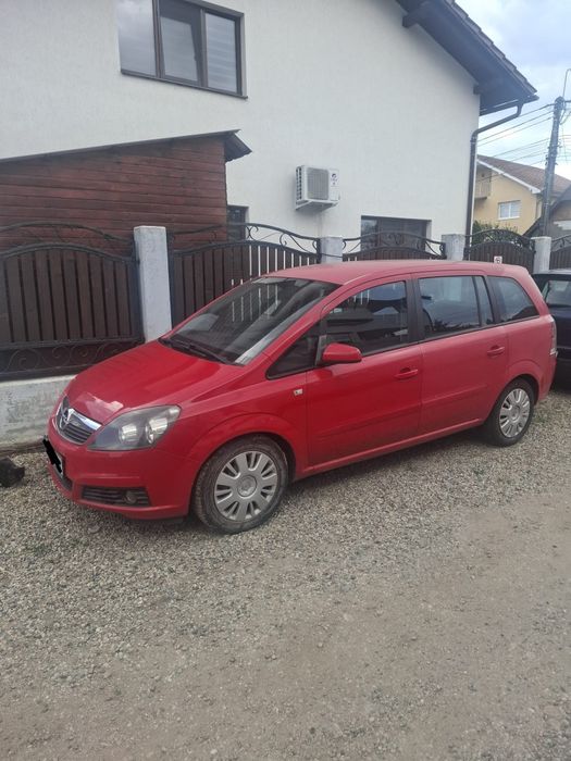 Vând Opel zafira 1,9 an 2007