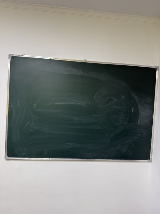 Продам столы доски и все для учебы