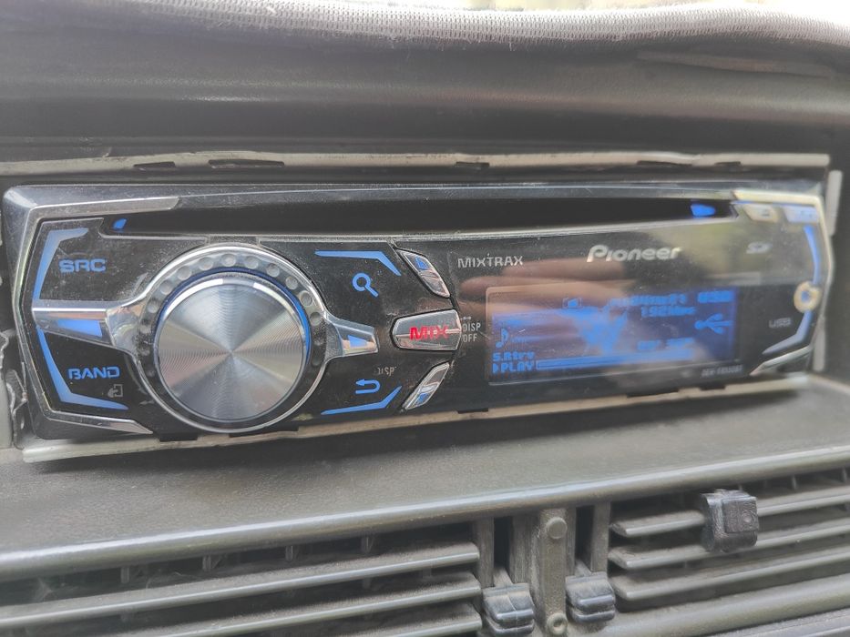 Pioneer DEH-X8550BT дельфин 8