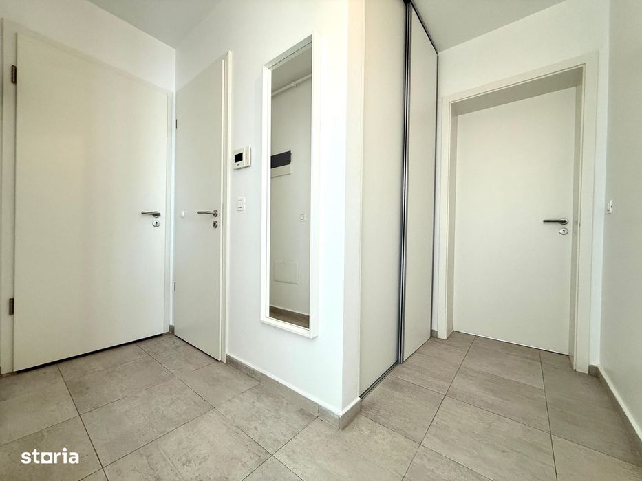 Apartament 2 camere decomandat + parcare și boxă