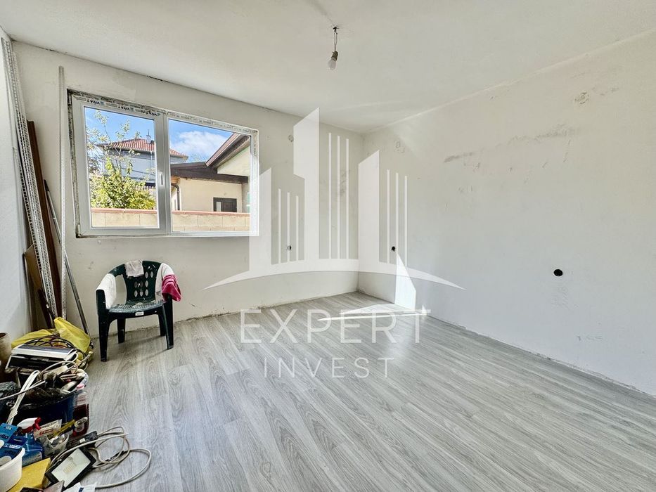 Продава се Етаж от къща в Варна, Галата - 100 кв.м за 2150 €/кв.м - Снимка #9