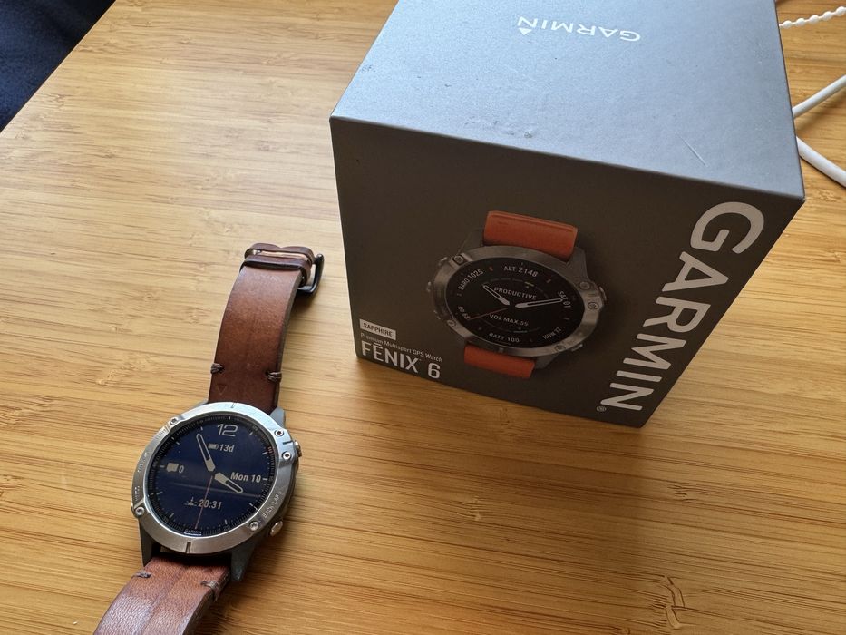 Garmin Fenix 6 Sapphire Titanium кожена кайшка smartwatch Гармин