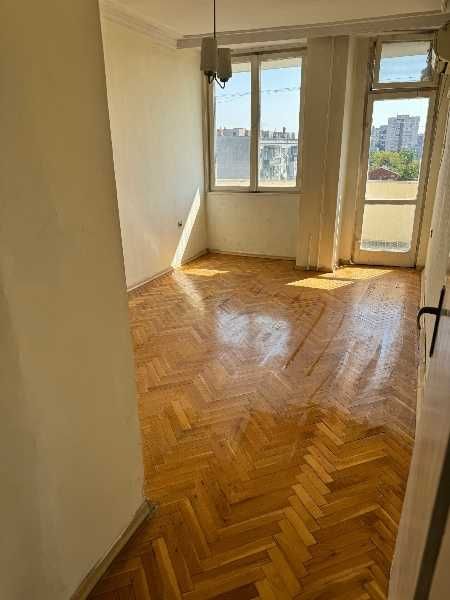 Продава се Четиристаен апартамент в Пловдив, Кючук Париж - 104 кв.м за 798 €/кв.м - Снимка #1