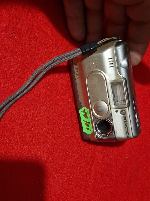 Aparat foto perfect funcțional fără accesorii